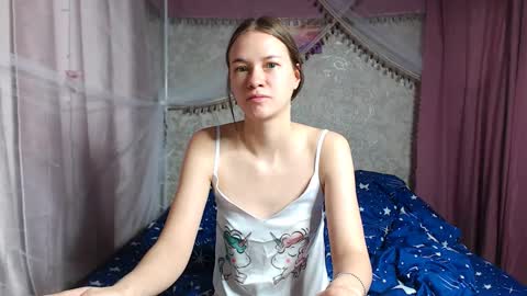 leila_bambi_ online show from November 7, 11:31 pm