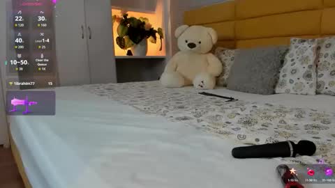   online show from April 10, 10:38 pm