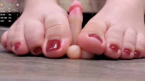 leilapons online show from February 4, 6:33 pm