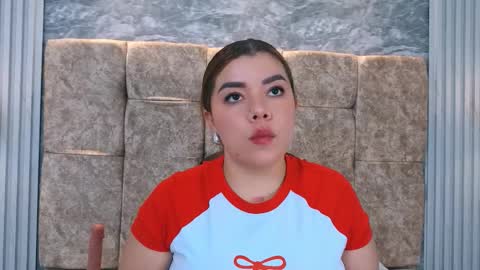 leilapons online show from March 25, 5:38 pm