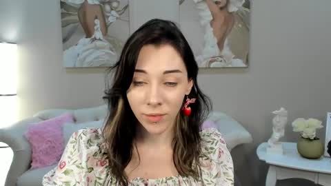 LeilaTaylors online show from March 27, 8:26 am