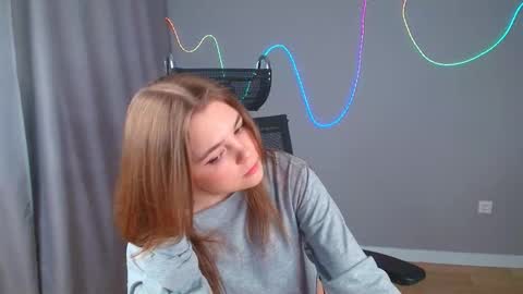 leksalove online show from March 5, 7:09 pm