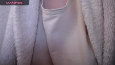 lenagolden online show from October 24, 10:00 am