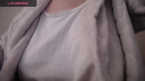 lenagolden online show from October 16, 10:29 am