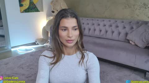 Lenna Goddess online show from October 25, 5:26 am