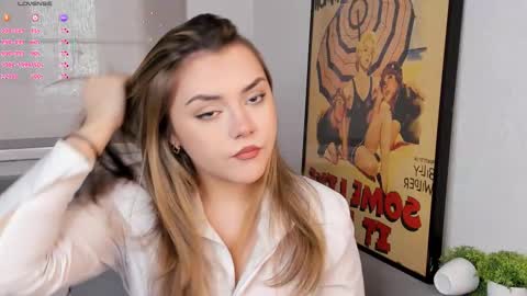 Mia online show from January 7, 9:01 am