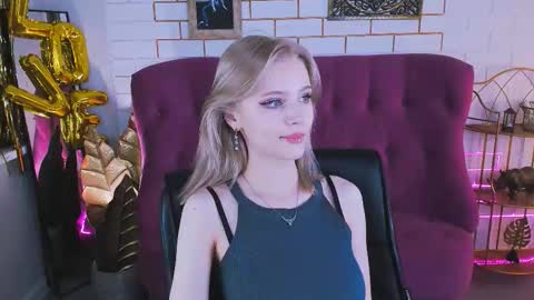 leonastone online show from October 9, 5:06 pm