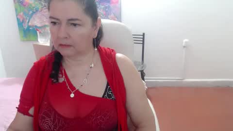 Snapshot of leonela_69 chatting on October 20, 3:42 am leonela online show from October 20, 3:42 am