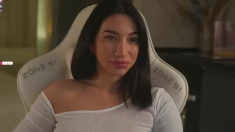 Leora online show from October 24, 5:36 am