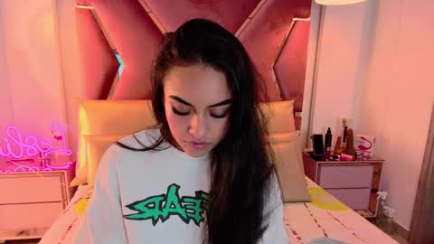 LeslieBush online show from December 4, 12:40 pm