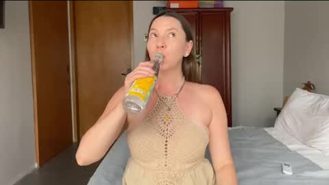 lessya_magic online show from April 19, 8:25 am