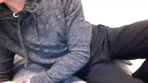 lets_play143 online show from November 1, 3:10 am