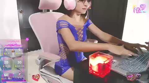 lexi19_ online show from June 20, 1:20 am