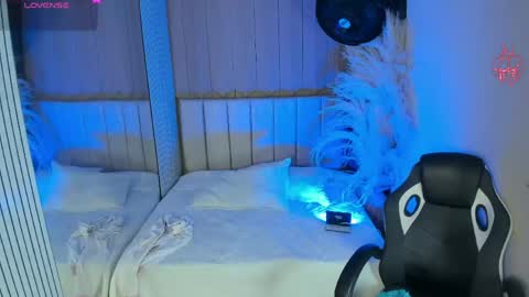 Lexi Adams  online show from June 2, 12:06 pm