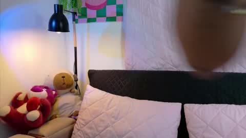 Lexie online show from December 15, 2:39 am