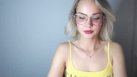 Lexie online show from January 13, 10:13 pm