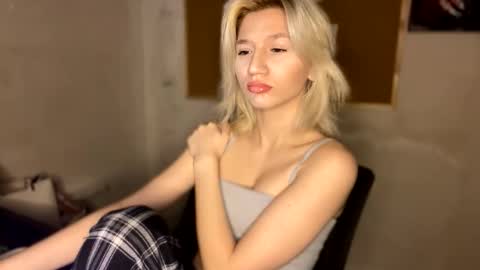 Leya online show from November 15, 10:11 pm