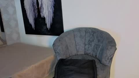 Leyla online show from April 14, 1:22 pm