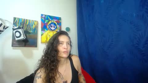 Snapshot of leyla_horny_bg chatting on October 6, 1:55 am leyla_horny_bg online show from October 6, 1:55 am