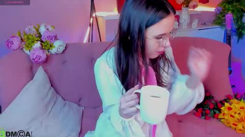 leylamirage online show from February 8, 12:31 pm