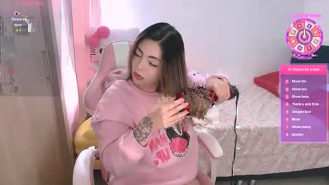 Leyla  online show from April 15, 5:13 pm