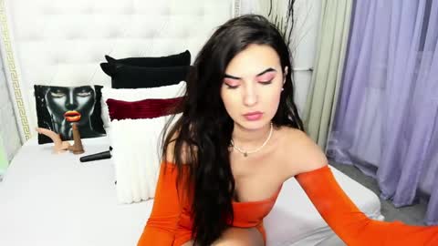 Snapshot of leylawildx chatting on February 20, 7:23 am leyla online show from February 20, 7:23 am