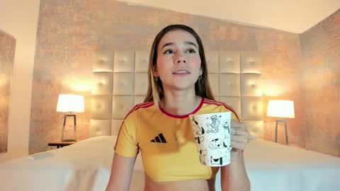 LEZY online show from November 25, 7:47 pm