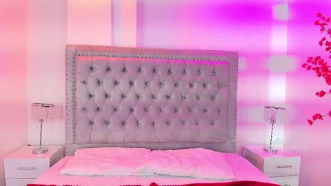 Lia  online show from October 2, 3:00 am