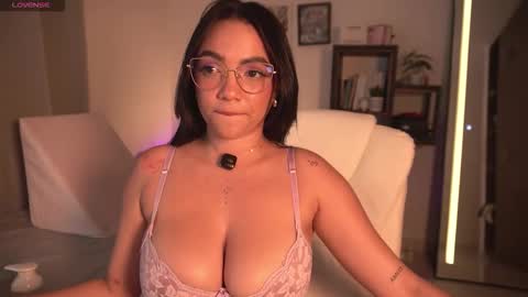 Lia  online show from March 2, 10:15 pm