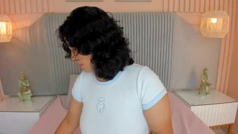   online show from February 12, 11:01 am