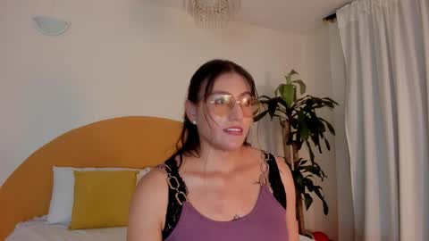   Liaa  online show from February 17, 9:14 pm