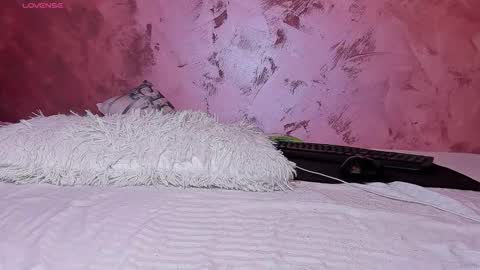 Lia online show from March 6, 9:32 pm