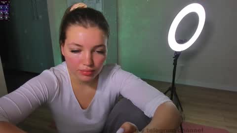 liana_8 online show from February 23, 3:44 pm