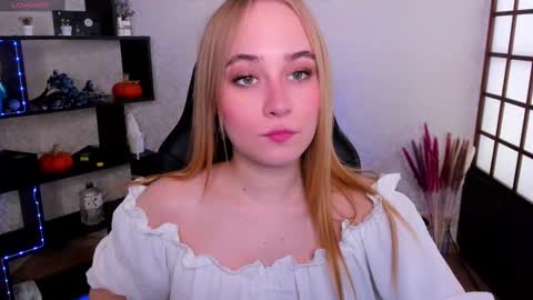 Liana online show from December 4, 3:26 am