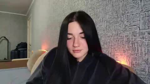 liana_diva online show from November 4, 8:25 pm