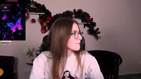 Little Liana  online show from January 3, 8:22 pm