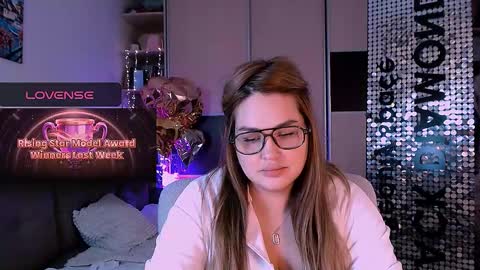 libra_mia online show from December 2, 6:21 pm