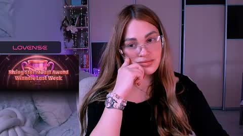 libra_mia online show from March 28, 2:27 pm