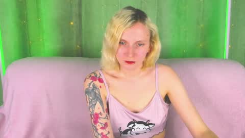 likilip online show from April 18, 8:50 am