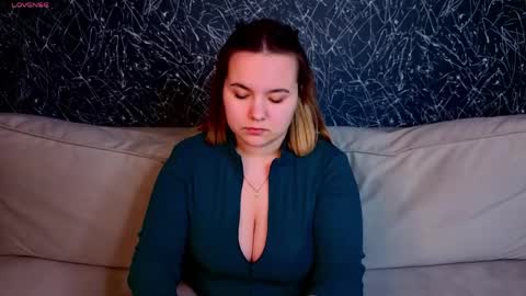 Lil online show from April 12, 7:55 am