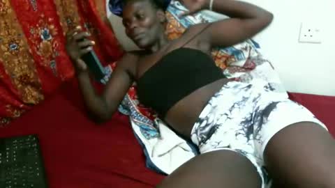 lil_donna online show from February 26, 6:47 pm