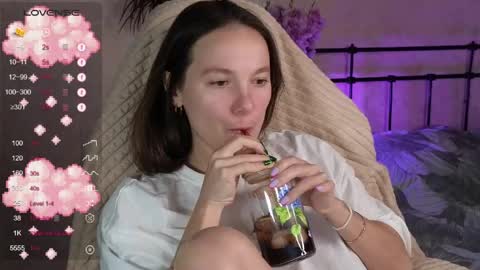 little moon online show from March 30, 5:45 pm