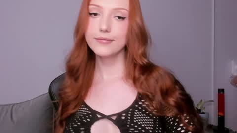 Snapshot of lil_pumpkinpie chatting on February 6, 7:45 am Val online show from February 6, 7:45 am