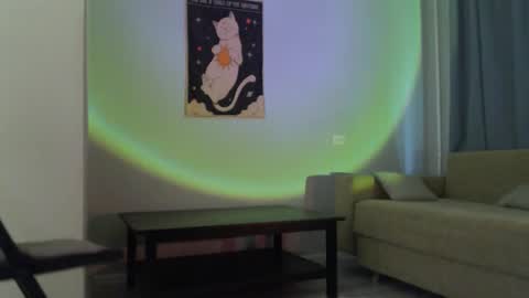 INST Lil happines s online show from November 8, 11:37 am