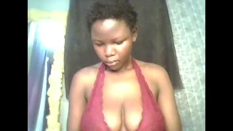 Snapshot of lil_shwaty chatting on December 5, 1:38 pm brinna online show from December 5, 1:38 pm