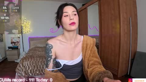 Camomile Lil online show from April 9, 9:48 am