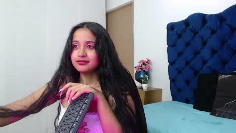 Lili online show from October 28, 4:40 am