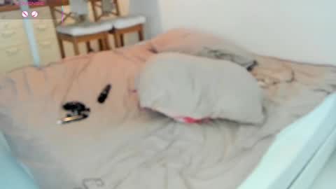 Lilith Nickol online show from October 22, 3:39 pm