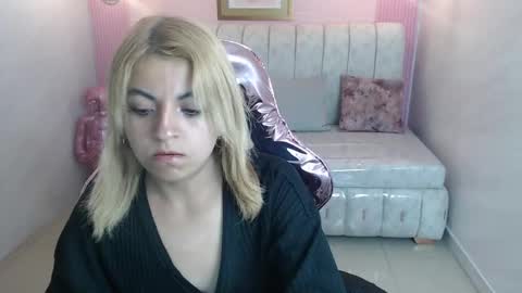 Lili online show from February 21, 4:07 am