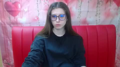 lilianashine online show from March 7, 5:58 am